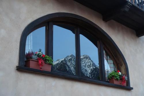 La Dimora Della Fontana — 4-Star Luxury Hotel in Crodo, Italy