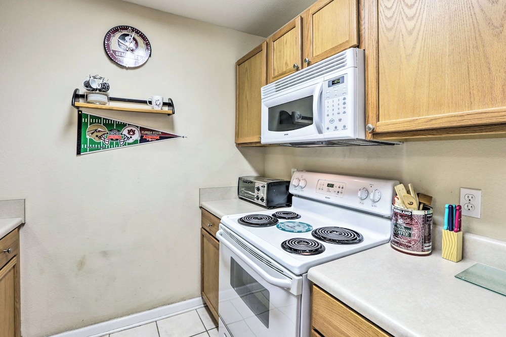 Tallahassee Townhome 4 Mi to College Town - photo 8