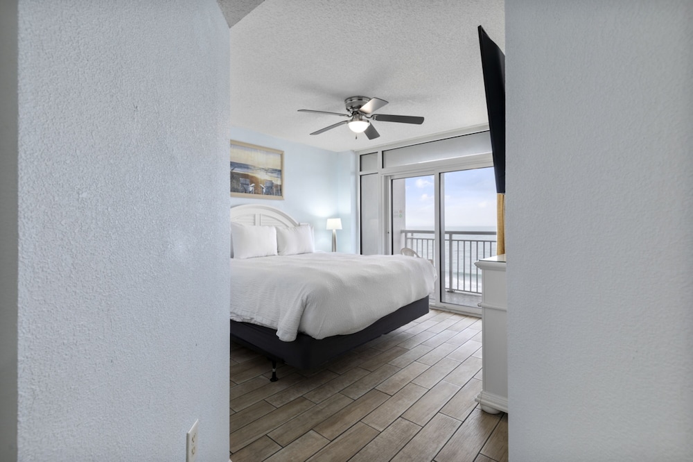 Hosteeva Breathtaking Oceanfront Views w Pool Atlantica Towers Condo - photo 7
