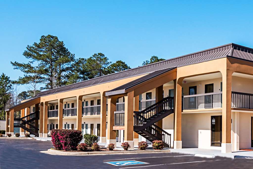 Quality Inn Dillon SC - photo 3