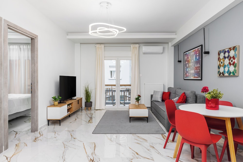 Eleanor by halu 1 BD Apartment next to Hagia Sophia — 4-Star Luxury Hotel in Thessaloniki, Greece