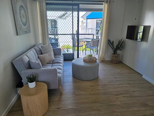 Serene Escape with Resort Amenities in Noosaville, Australia