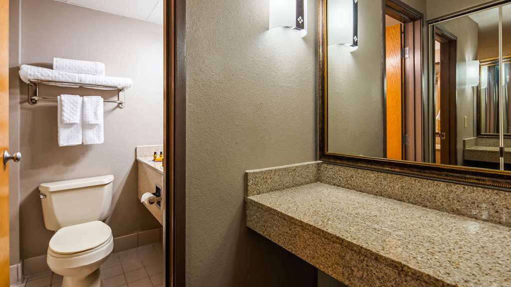 Best Western Plus Kelly Inn - photo 58