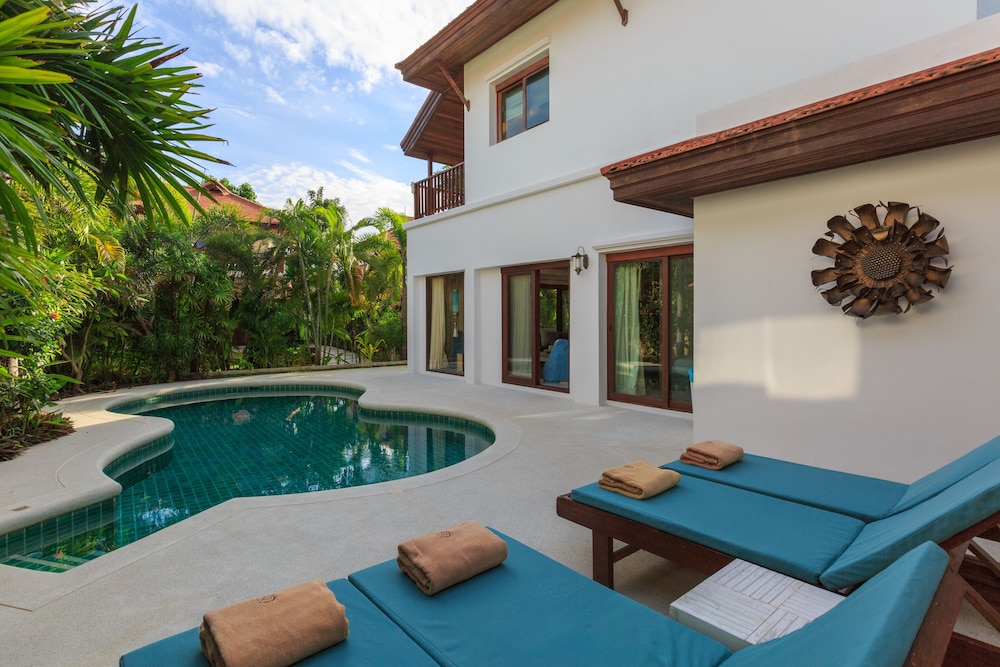 Baan Fah Sai 4BR Private Pool Near Bang Kao Beach in Koh Samui, Thailand