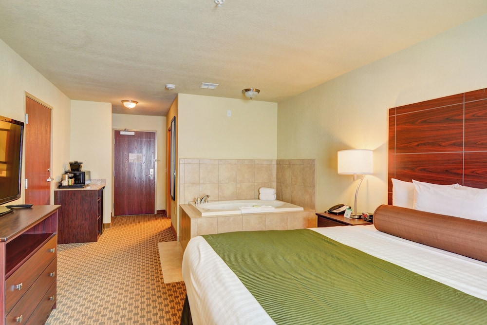 Cobblestone Hotel & Suites Punxsutawney PA - photo 14