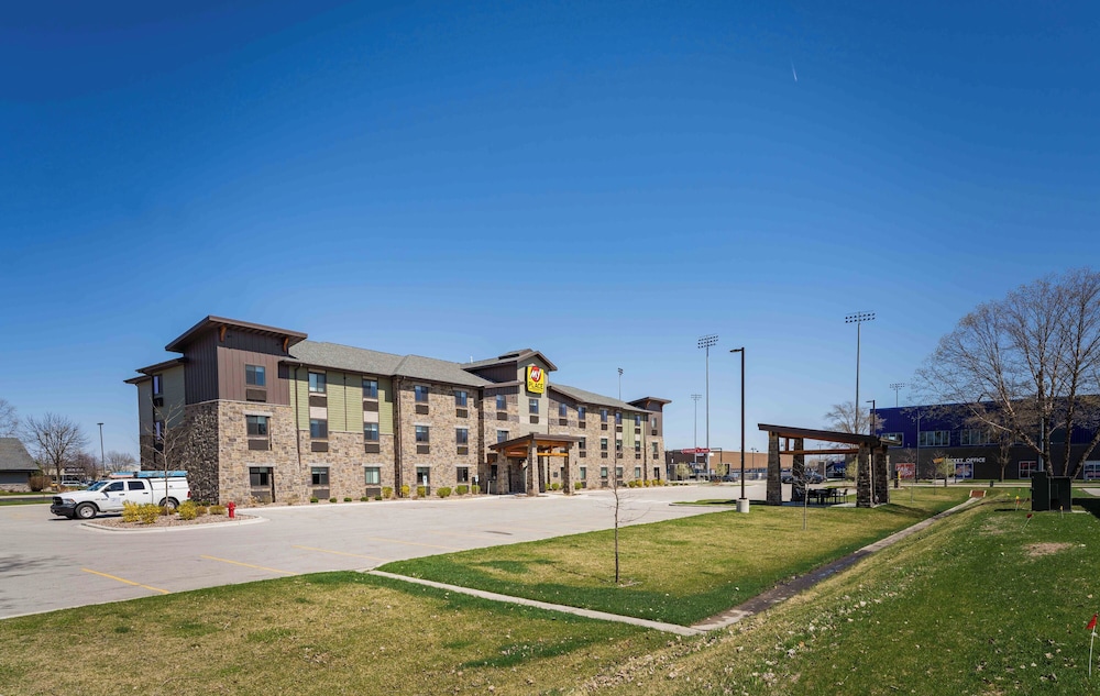 My Place Hotel Green Bay - photo 25
