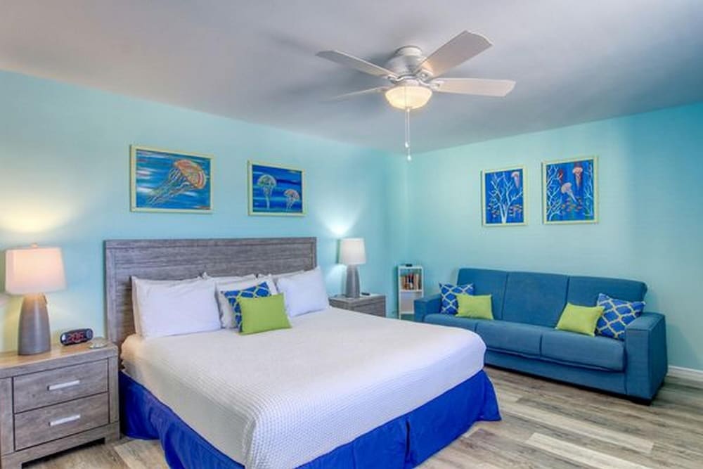 Beachgate CondoSuites and Oceanfront Resort - photo 37