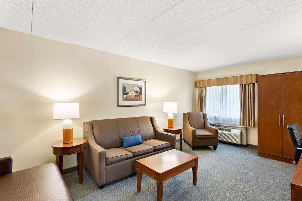 Comfort Inn White River Junction - photo 35