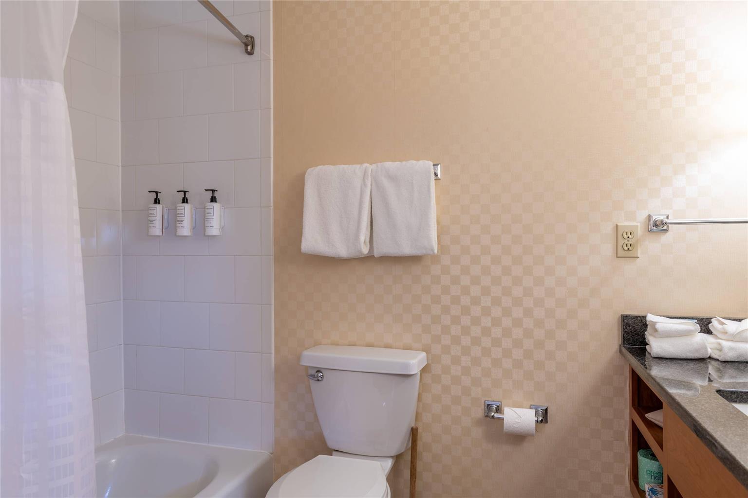 Port Inn and Suites Portsmouth an Ascend Collection Hotel - photo 35