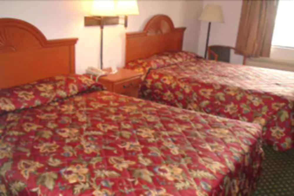 Westmont Inn Lakeland - photo 14