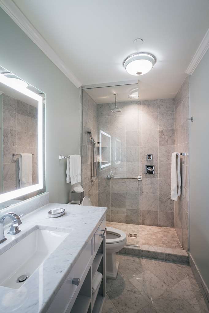 Bienville House Hotel - photo 36