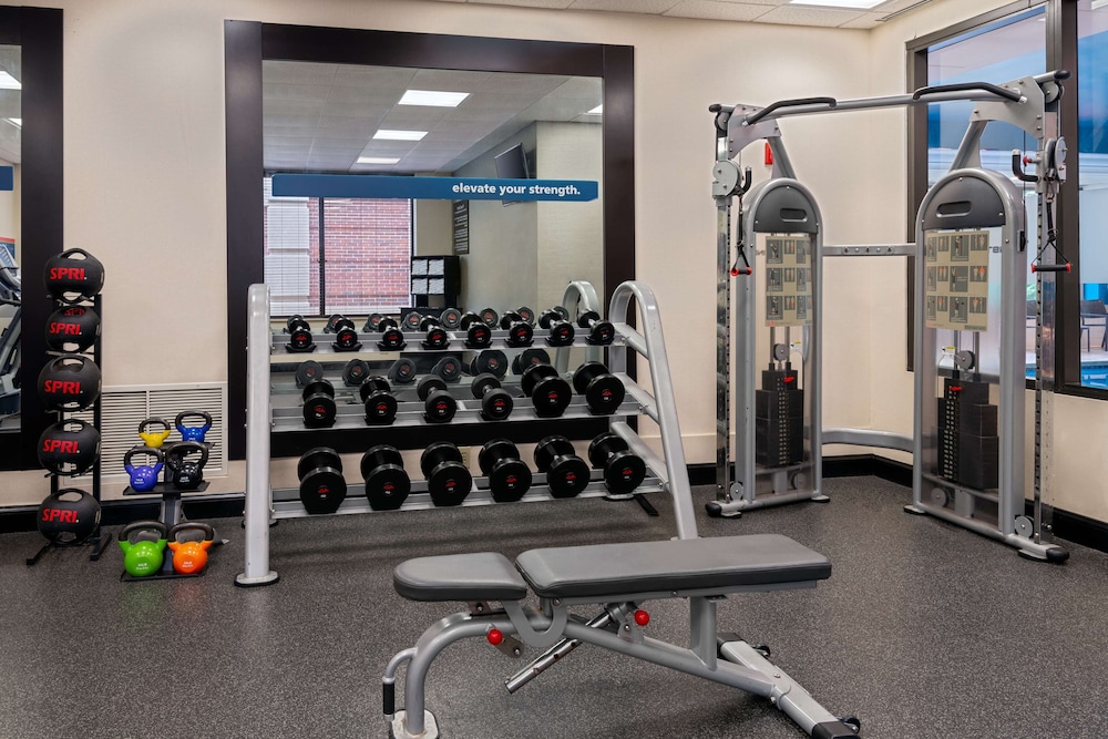 Hampton Inn Hartford Airport - photo 25