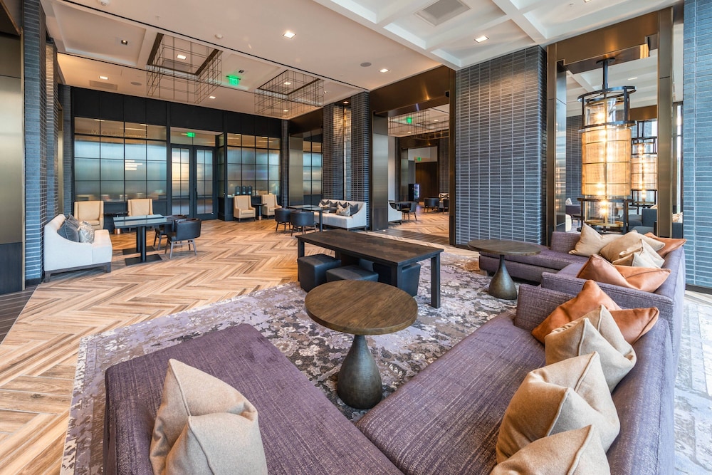 Houston Cityplace Marriott at Springwoods Village - photo 6