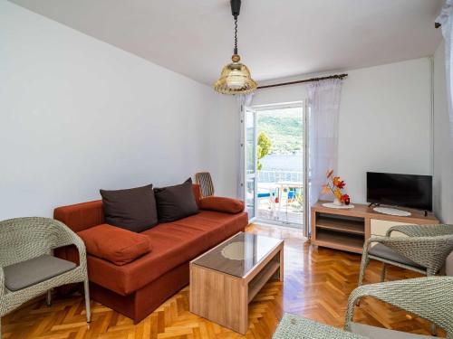 Apartments Zarac One Bedroom Apartment with Balcony and Sea View Milanka