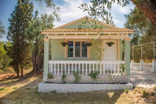 Spiti Milioris in Lefkimmi, Greece