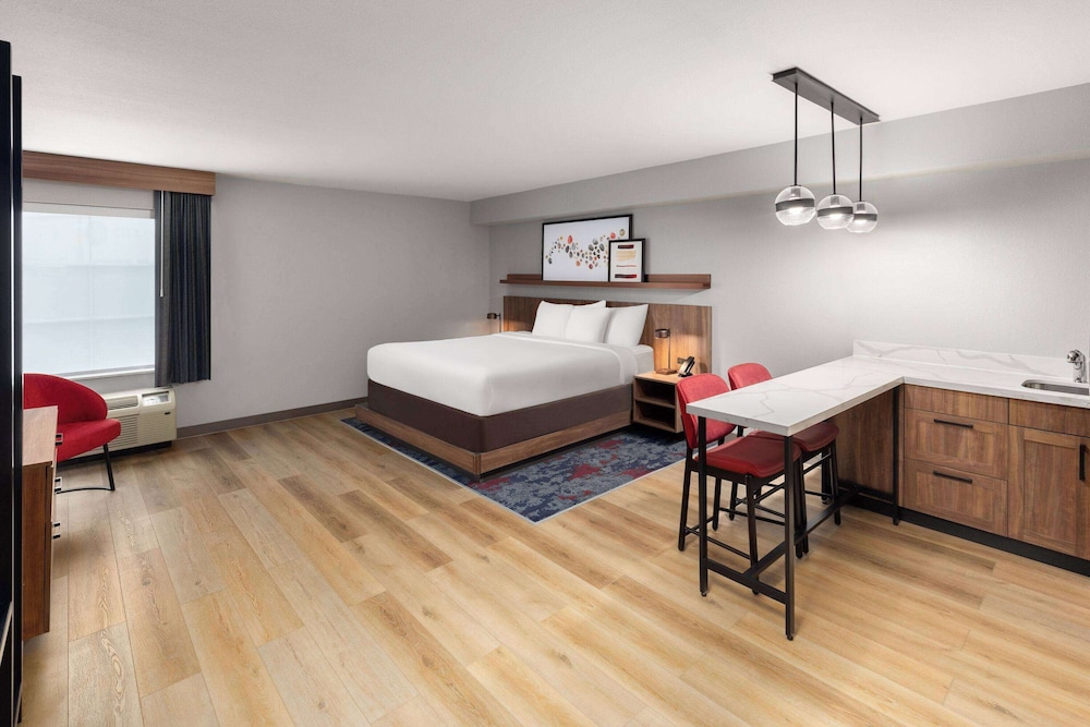 Hawthorn Extended Stay By Wyndham Knoxville - photo 12