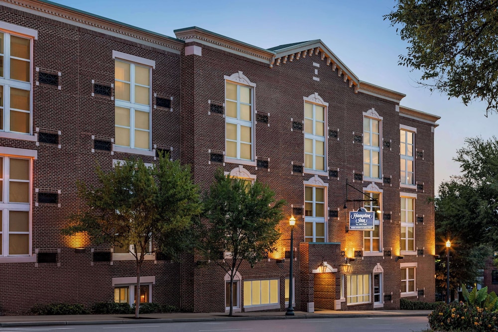 Hampton Inn Columbia Downtown Historic District - photo 31