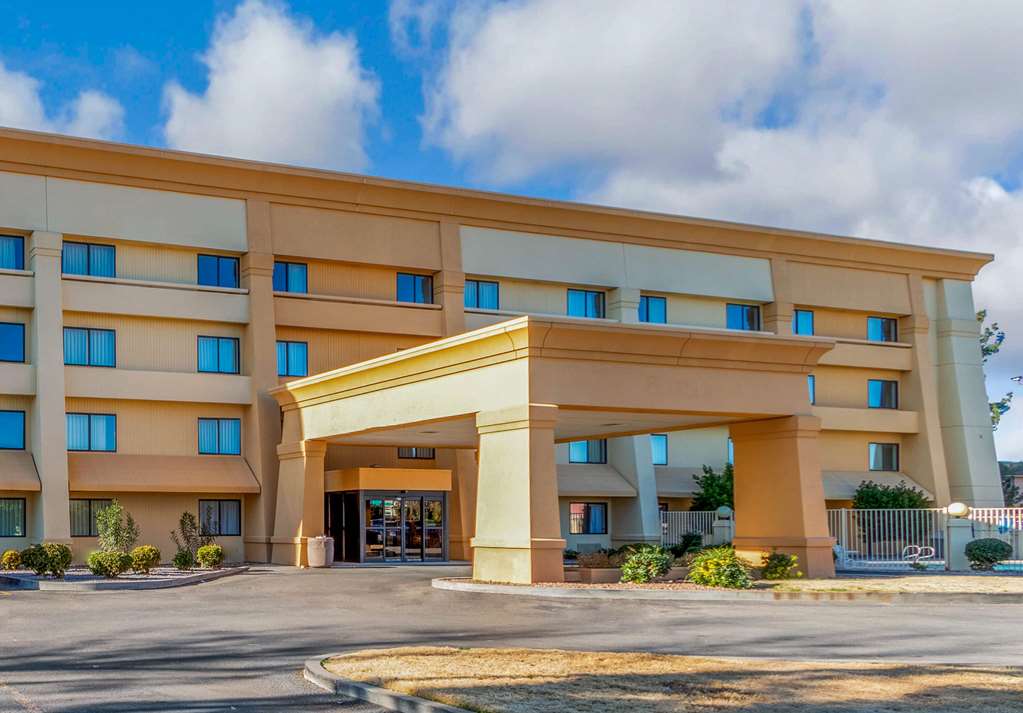 La Quinta Inn & Suites by Wyndham Las Cruces Organ Mountain - featured photo