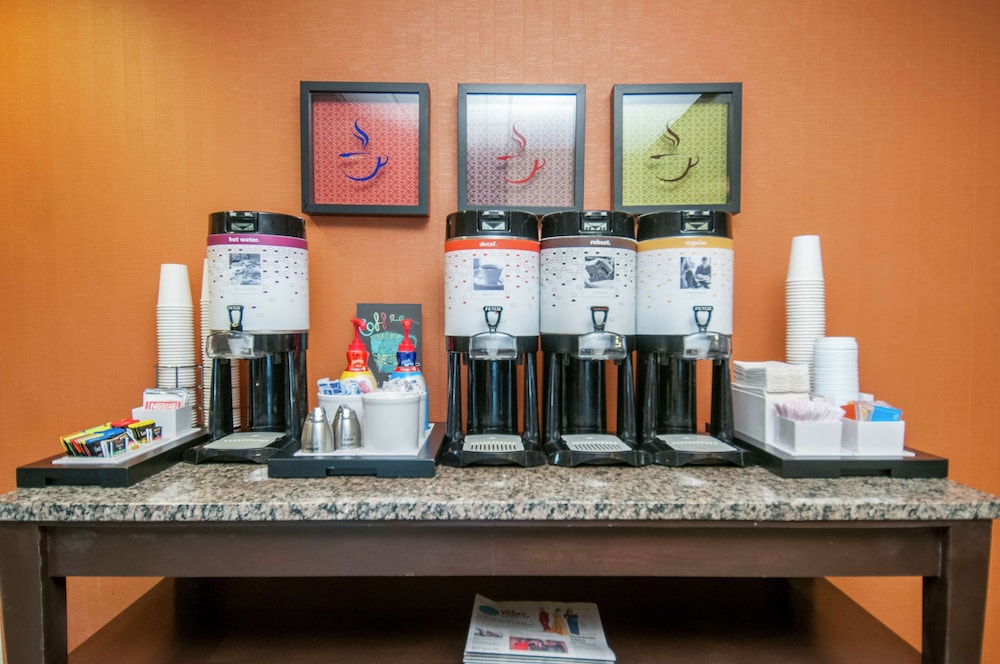 Hampton Inn Metairie - photo 23