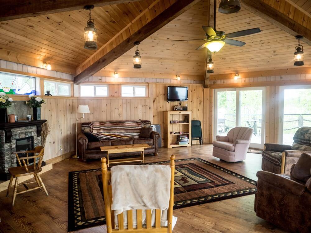 Red Bridge Inn - photo 36