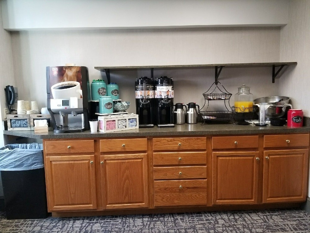Normandy Farm Hotel and Conference Center - photo 22