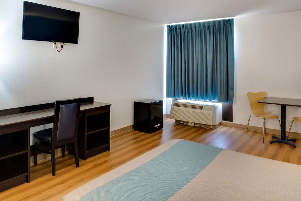 Motel6 Richmond IN - photo 15
