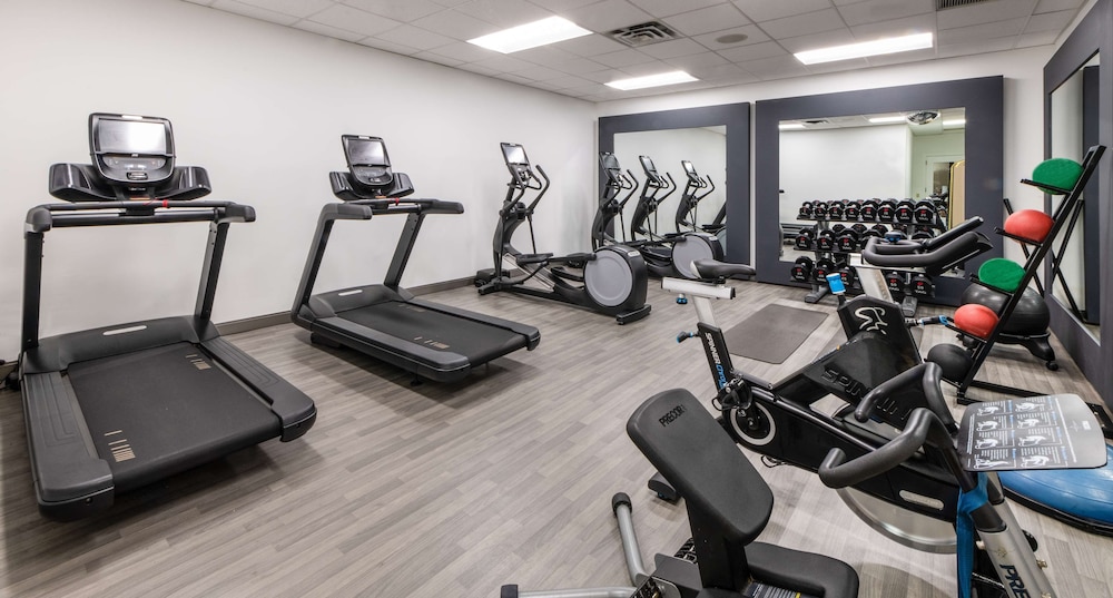 DoubleTree by Hilton Newark Penn Station - photo 39