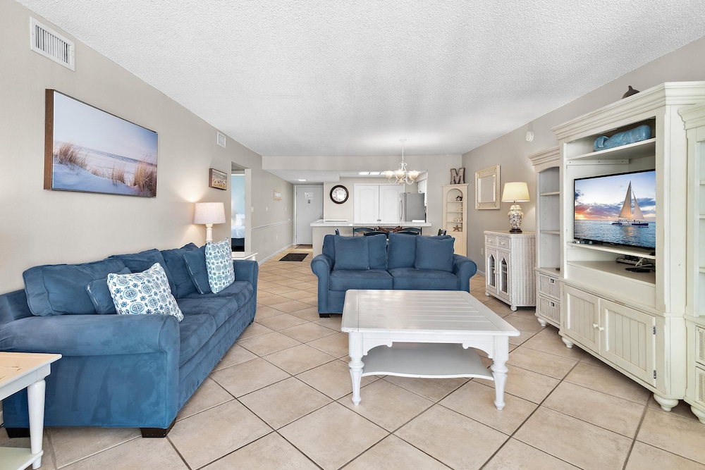 Shoreline Towers 1085 - photo 37