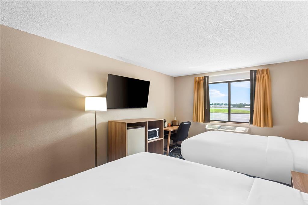 Quality Inn & Suites Howe Sturgis - photo 12