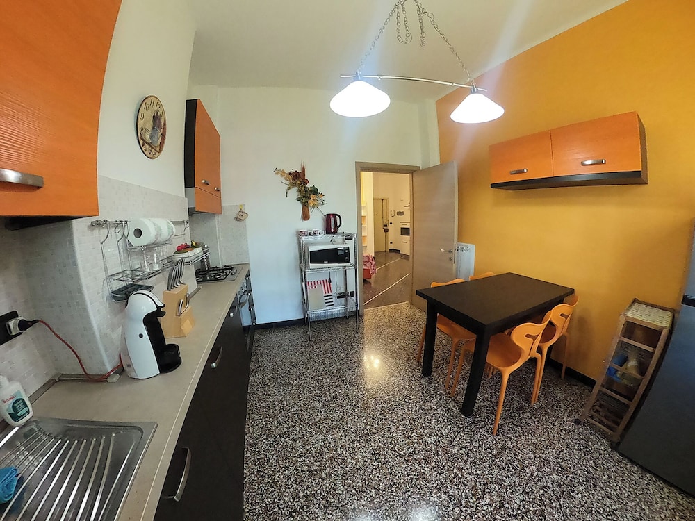 Apartment Gentile 200 Meters From the sea — 4-Star Luxury Hotel in Albisola Marina, Italy