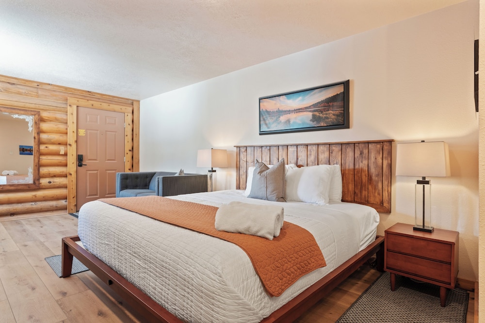 Duck Creek Village Inn - photo 13