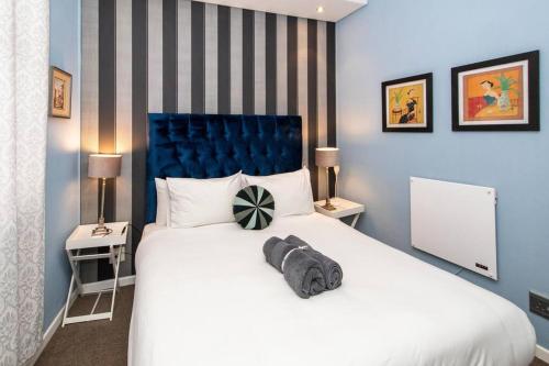 ITC Hospitality Group Two Bedrooms Canterbury Suites Building