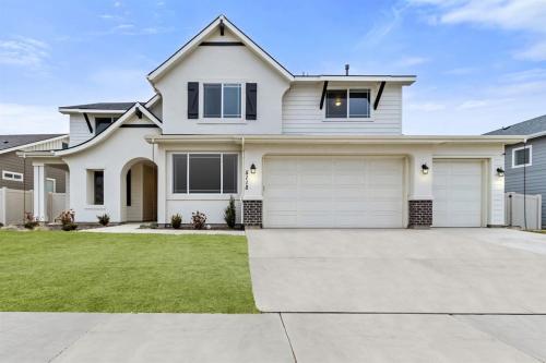 The Dream Home with 5 bedrooms in Meridian ID — 4-Star Luxury Hotel in Meridian, United States