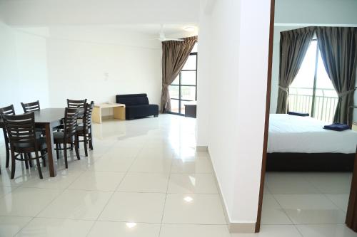Marina Heights Resort — Lumut — photo 4