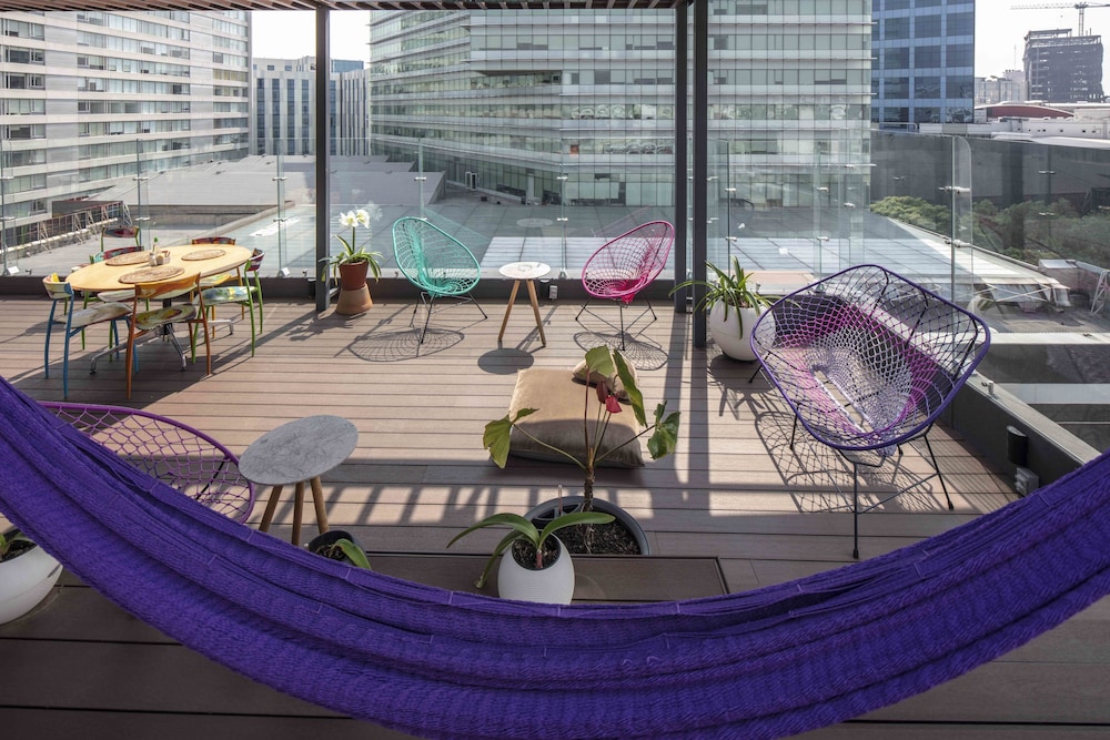 Sundeck