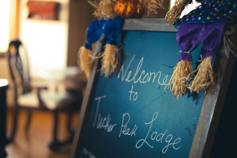 Tucker Peak Lodge - photo 3