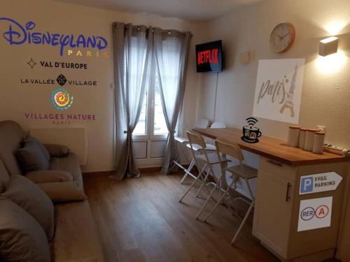 Pretty Little Flat Near From Disneyland Paris in Bussy-Saint-Georges, France