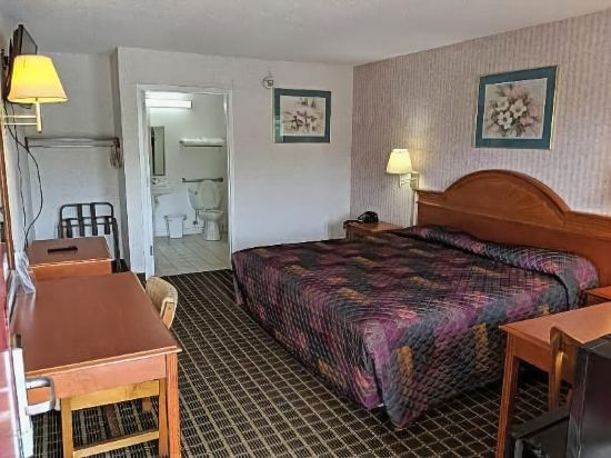 Economy Inn Express - photo 5