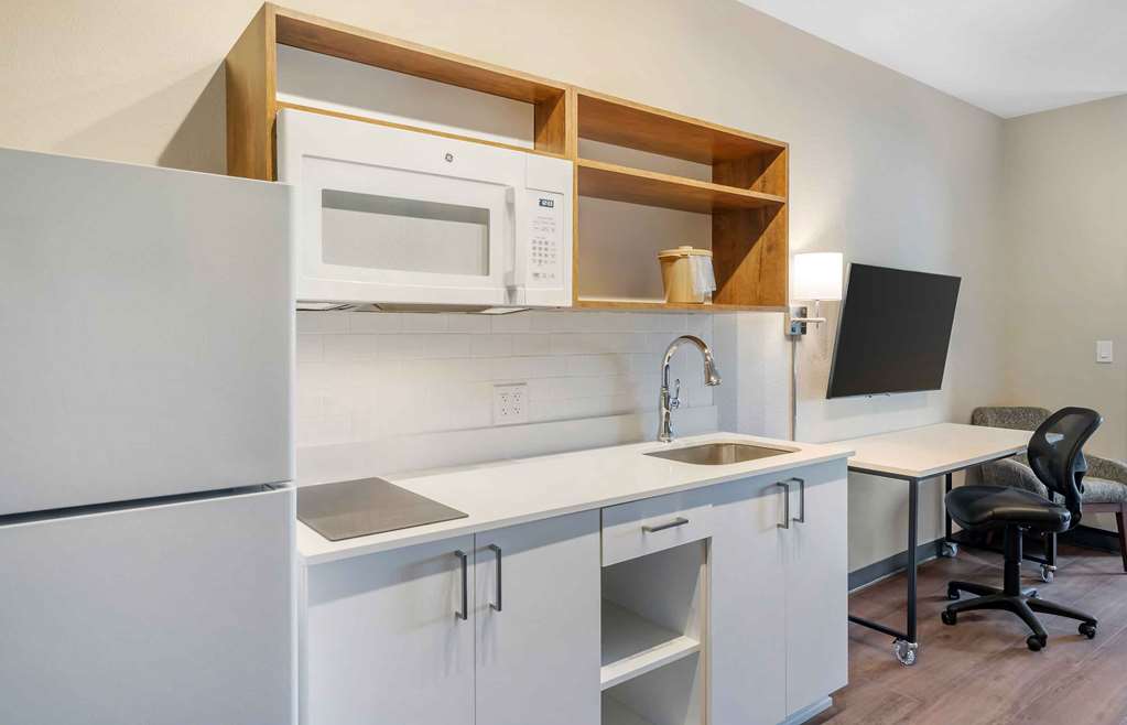 Extended Stay America Premier Suites Fort Myers Airport - photo 66