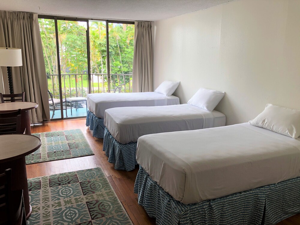 Country Club Condo Hotel - photo 32