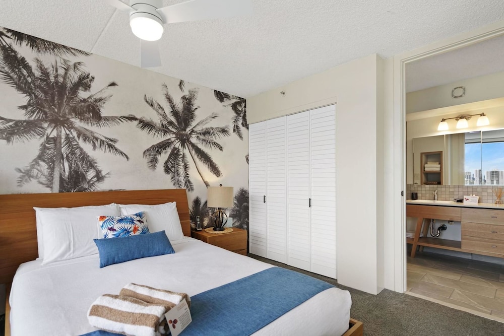 Waikiki Banyan By Darmic - photo 3