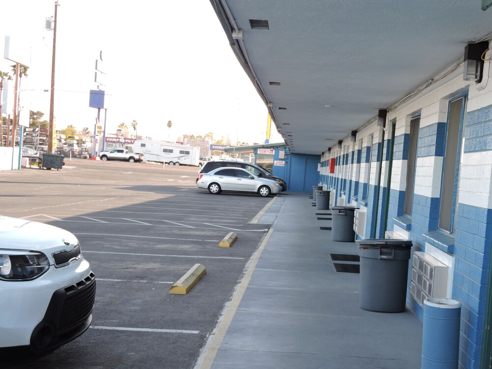 Walden Motel - photo 22