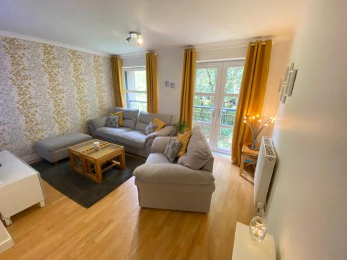 Paisley Central Apartment — 4-Star Luxury Hotel in Paisley, United Kingdom