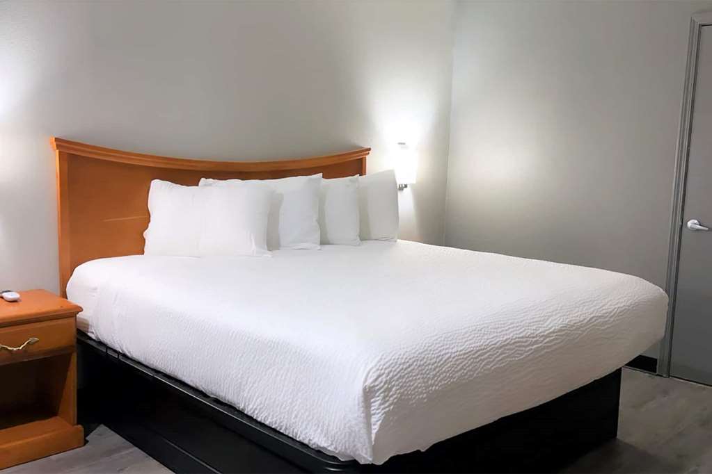 Days Inn by Wyndham North Little Rock Maumelle - photo 10