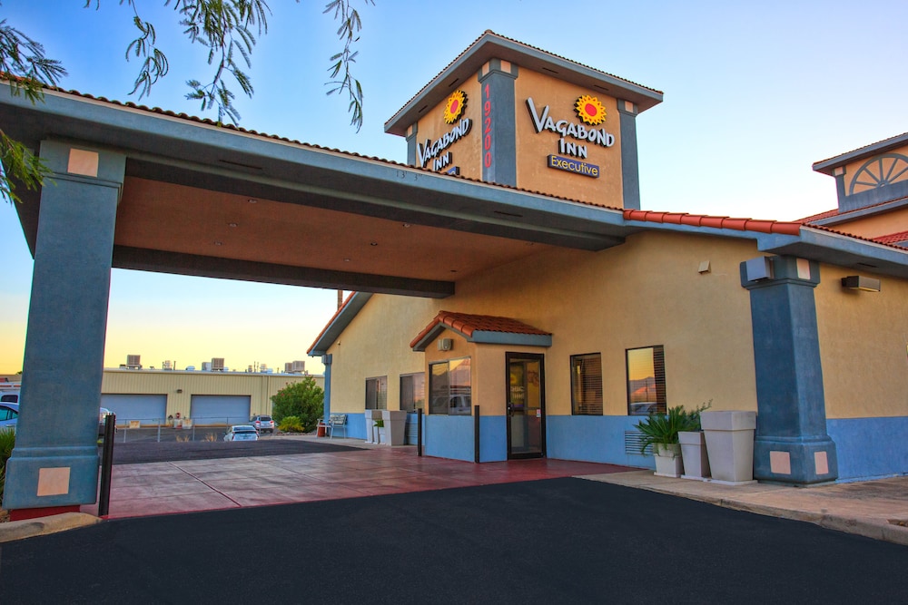 Vagabond Inn Executive Green Valley - photo 29