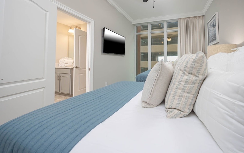Phoenix Gulf Towers 405 5 Bedroom Condo by RedAwning - photo 12