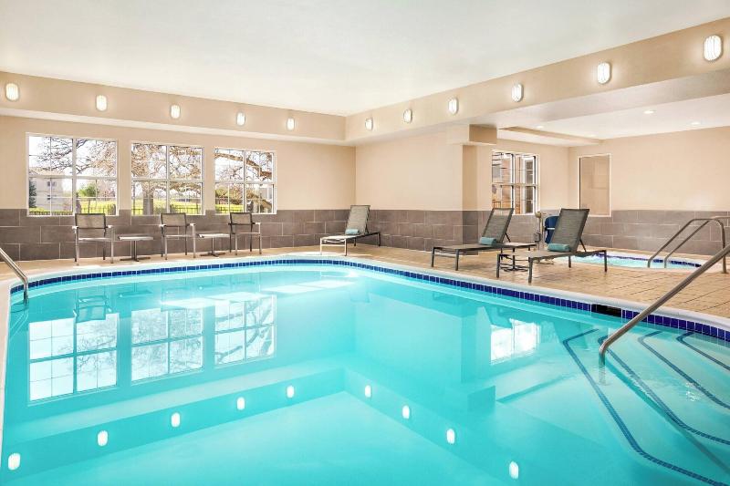 Residence Inn by Marriott Roseville - photo 23