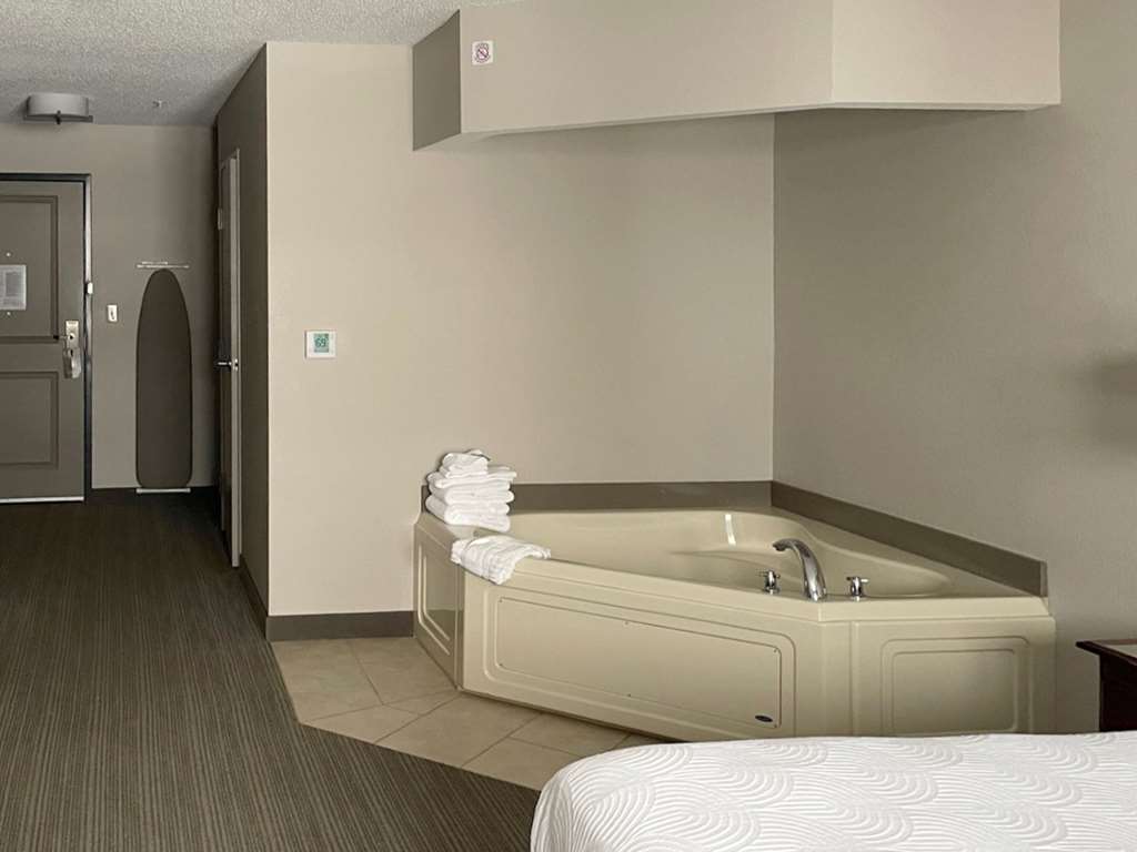 Country Inn & Suites by Radisson Houghton MI - photo 7