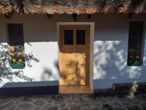 Mézes Kuckó — Tihany — photo 4