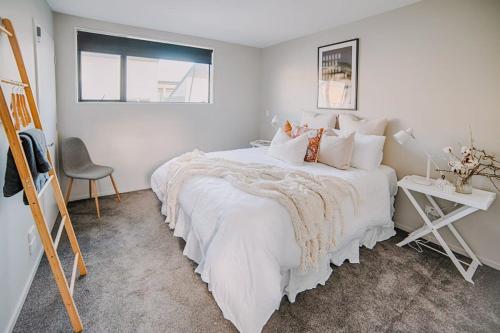 Hot Tub Under the City Lights in Christchurch, New Zealand